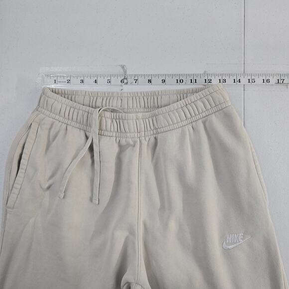 Nike Sportswear Club Fleece Joggers BV2671-072 beige tan M mens - Picture 3 of 11